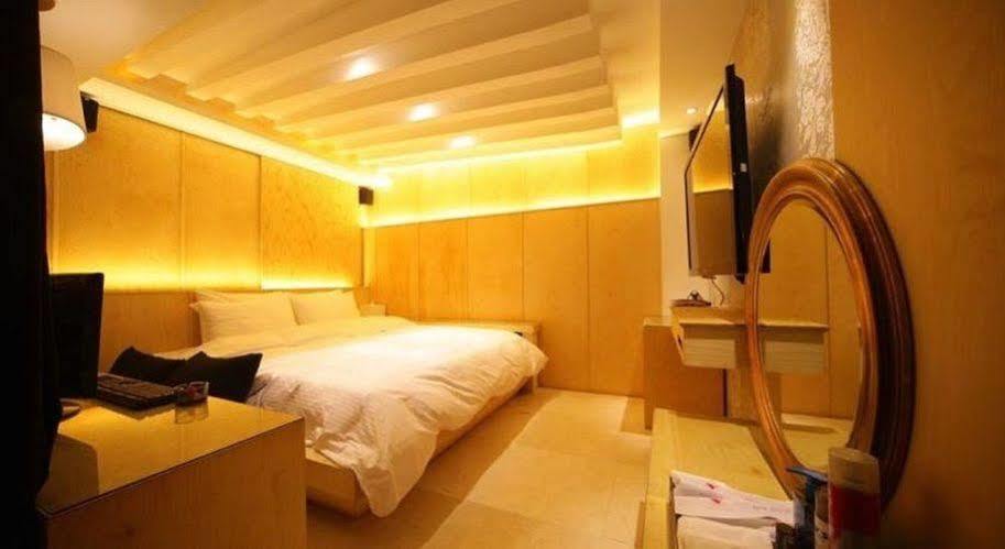 Shinchon Aida Hotel Seul Exterior foto